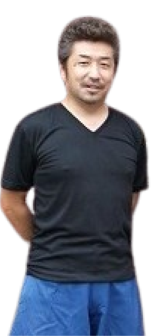 雨どい点検をする職人